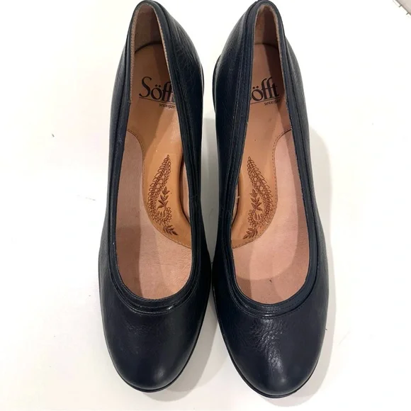 Sofft Black Leather Women's Heels Pumps 9.5 like new - Picture 5 of 7